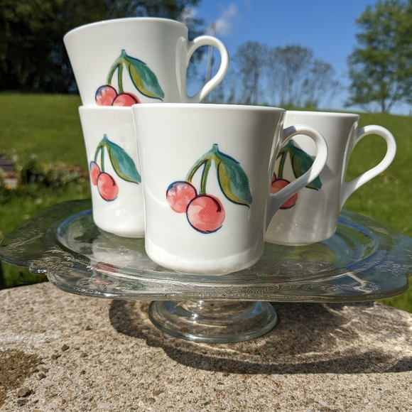 Corning Fruit themed coffee Cups - Picture 6 of 13